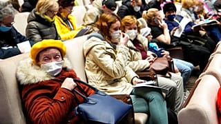 Ουκρανοί πρόσφυγες στην Πράγα (φωτ. αρχείου)