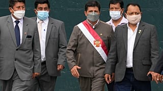 El presidente de Perú, Pedro Castillo rodeado de los congresistas de su partido, 28/3/2022, Lima, Perú