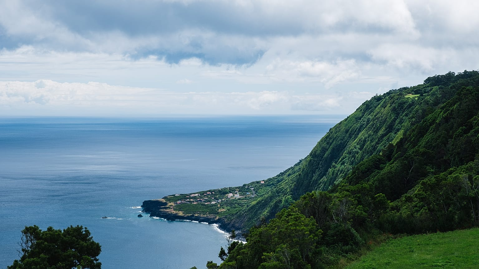 Die Azoren-Insel Sao Jorge rechnet mit einem Vulkanausbruch, es wäre der erste seit mehr als 200 Jahren in dem Archipel mitten im Atlantik.