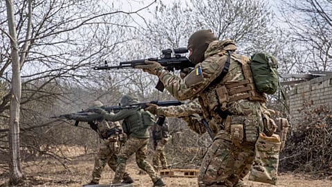 Ukrainian soldiers on the front lines of the war with Russia