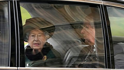 Die Queen und ihr Sohn Prinz Andrew