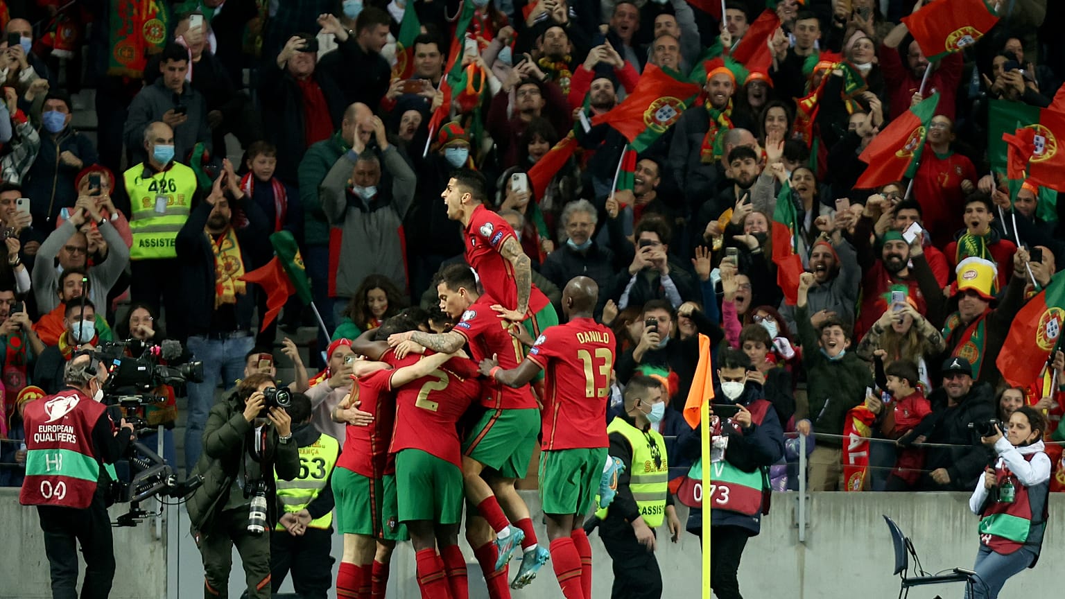 Portugal celebra primeiro golo contra a Macedónia do Norte