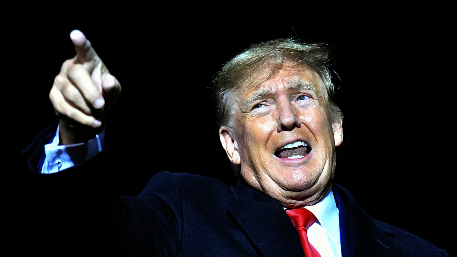 الرئيس الأمريكي دونالد ترامب، 26 مارس 2022