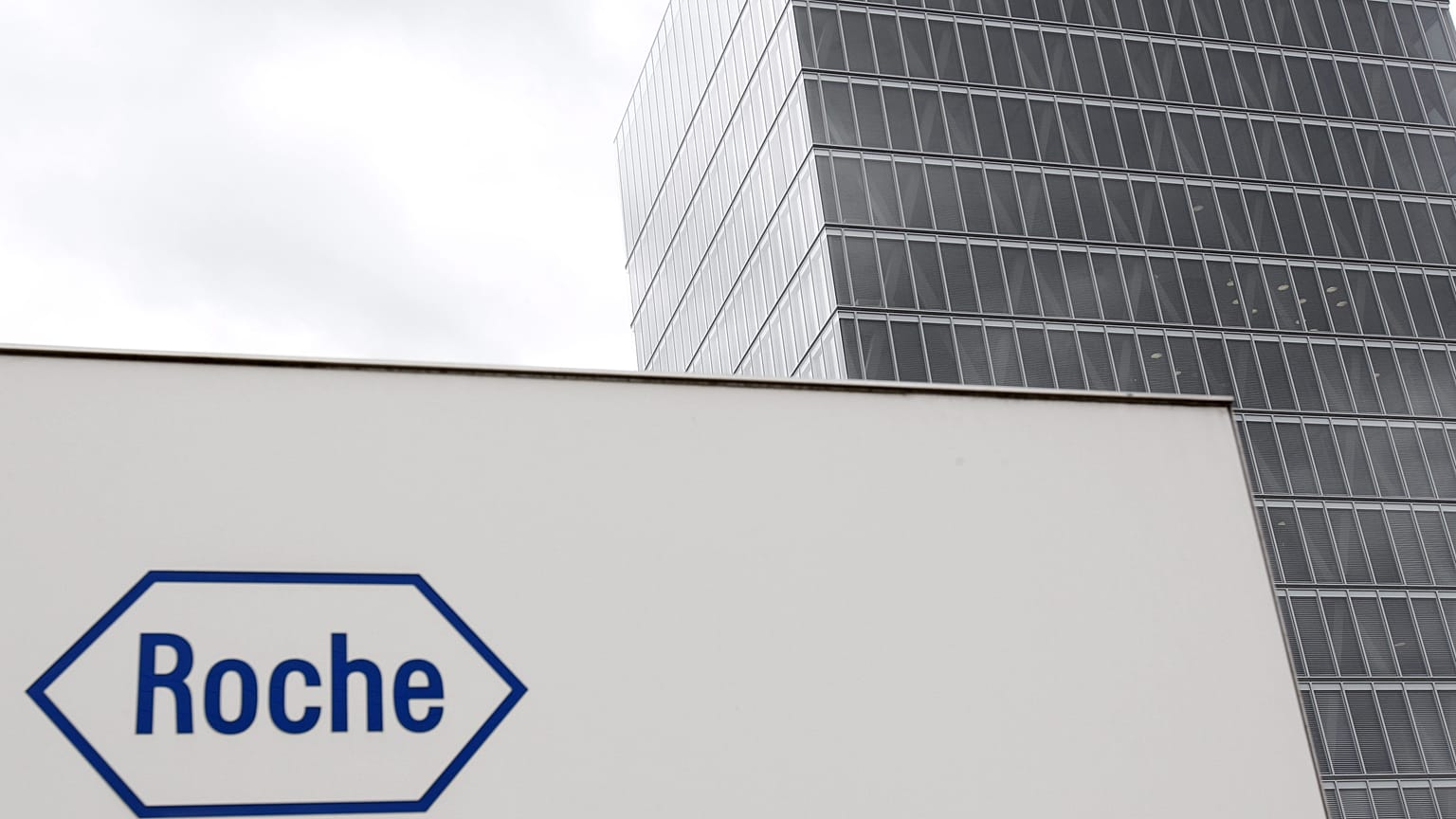İsviçreli biyoteknoloji firması Roche'un üzerinde çalıştığı yeni kanser tedavisi başarısız oldu