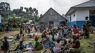 Flüchtlinge haben Schutz rund um eine Kirche gesucht
