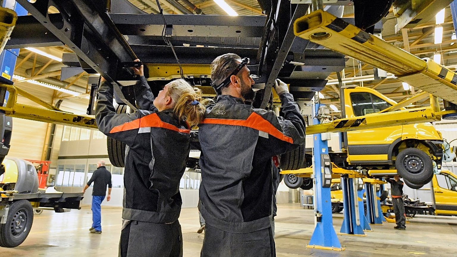 Almanya'da bir otomobil üretim fabrikası