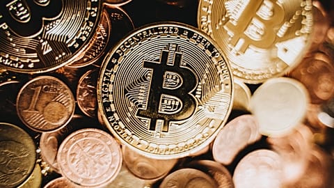 Proposed EU legislation drawn up to tackle money laundering is taking aim at crypto transfers. 