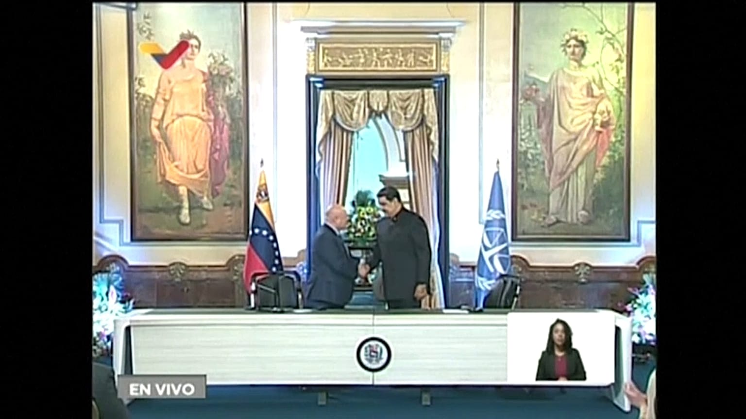Nicolás Maduro y el fiscal de la CPI