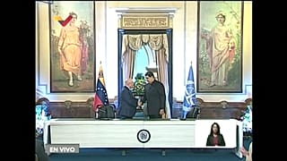 Nicolás Maduro y el fiscal de la CPI