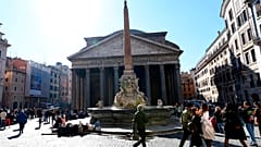 Italy virus outbreak
