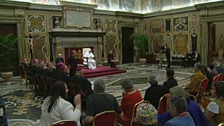 un momento dell'incontro in Vaticano