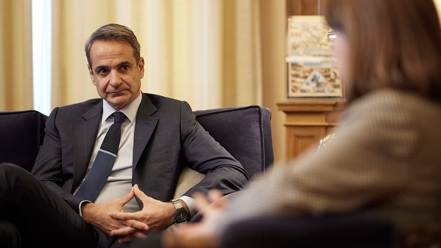  Ο πρωθυπουργός Κυριάκος Μητσοτάκης συναντήθηκε με την Πρόεδρο της Δημοκρατίας Κατερίνα Σακελλαροπούλου στο Προεδρικό Μέγαρο,