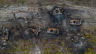 Разрушенная российская военная техника под Киевом. 31 марта 2022 года