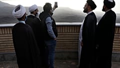 ترقب شهر رمضان في إيران. 