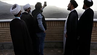 ترقب شهر رمضان في إيران. 