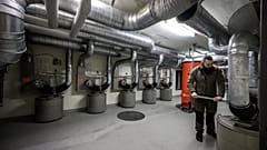 Служба гражданской обороны кантона Вале инспектирует воздухоочистные сооружения в бомбоубежище