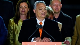 Le Premier ministre sortant Viktor Orban, fêtant sa victoire aux législatives - Budapest (Hongrie), le 03/04/2022