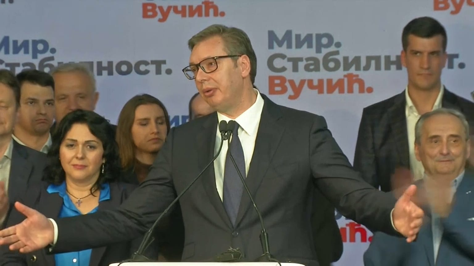 Serbiens Präsident Aleksandar Vucic nach der Wahl an diesem Sonntag
