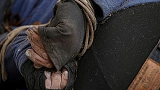 Ukrán ügyészek szerint 410 holttestet találtak Kijev melletti városokban