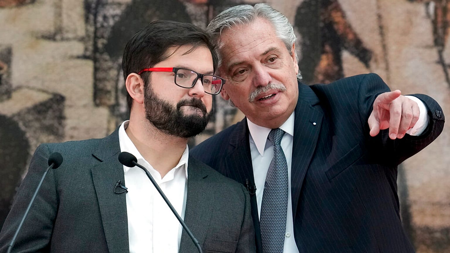 El presidente chileno, Gabriel Boric, y el argentino, Alberto Fernández, en Buenos Aires, Argentina