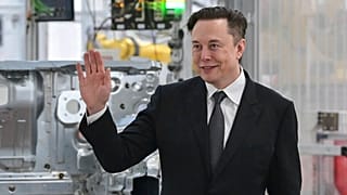  Elon Musk