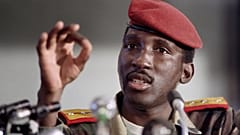 Le capitaine Thomas Sankara, président du Burkina Faso, lors d'une conférence de presse, le 2 septembre 1986, lors d'un sommet des non-alignés à Harare.