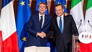 Εμανουέλ Μακρόν και Μάριο Ντράγκι