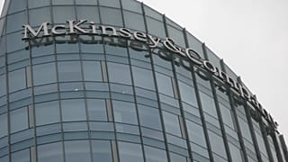 Fransa Senatosu tarafından oluşturulan komite, 17 Mart'ta kamuoyuyla paylaştığı raporda, McKinsey'nin son 10 yıldır kurum vergilerini ödemediğini bildirdi