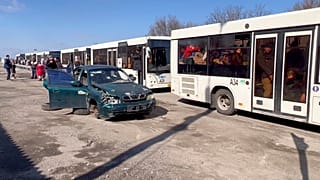 Des convois de réfugiés à Zaporijia.
