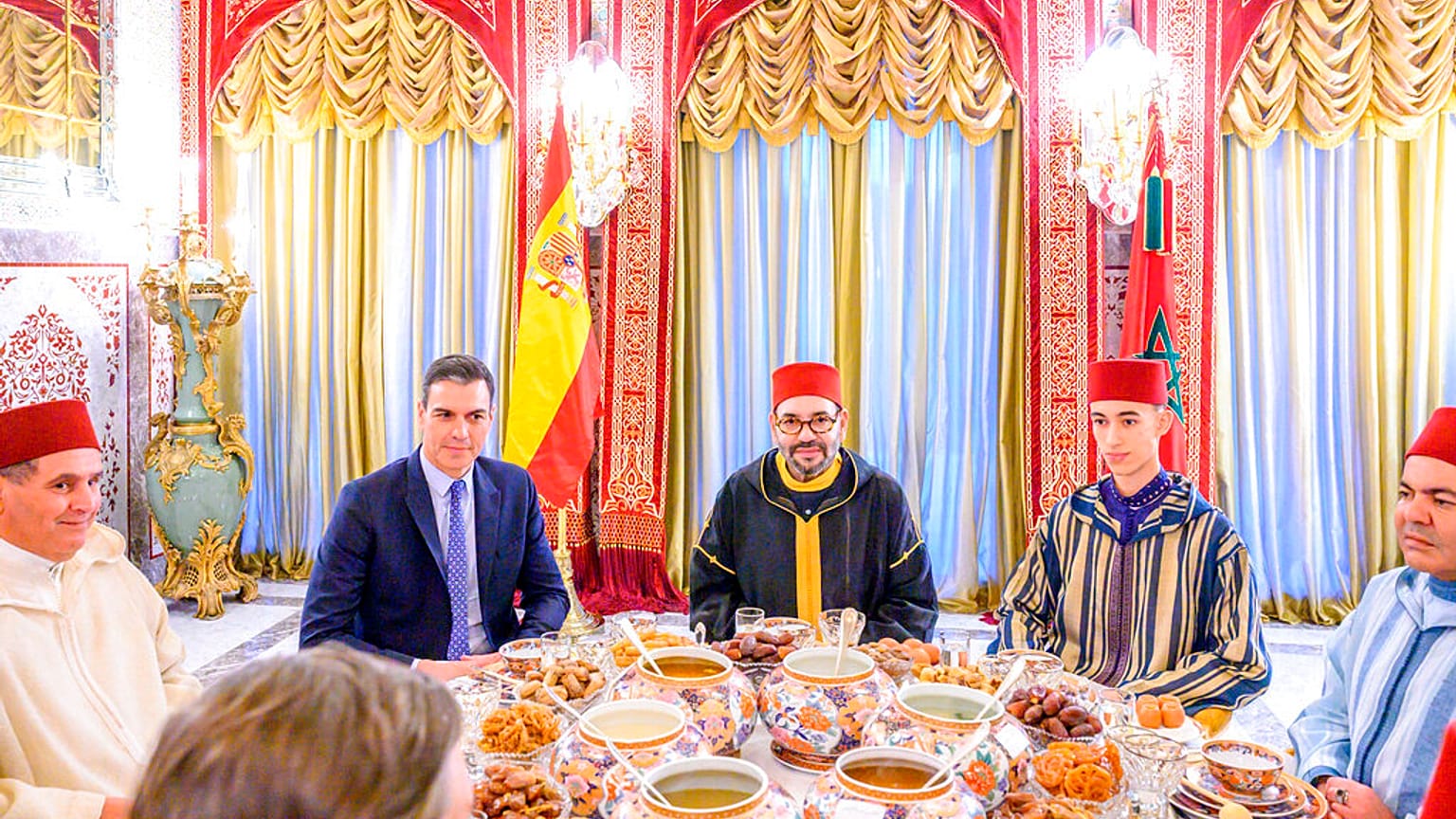 İspanya Başbakanı Sanchez, Fas Kralı 6. Muhammed ile iftar yemeğine katıldı