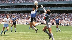 Maradona'nın meşhur 'tanrının eli' golü