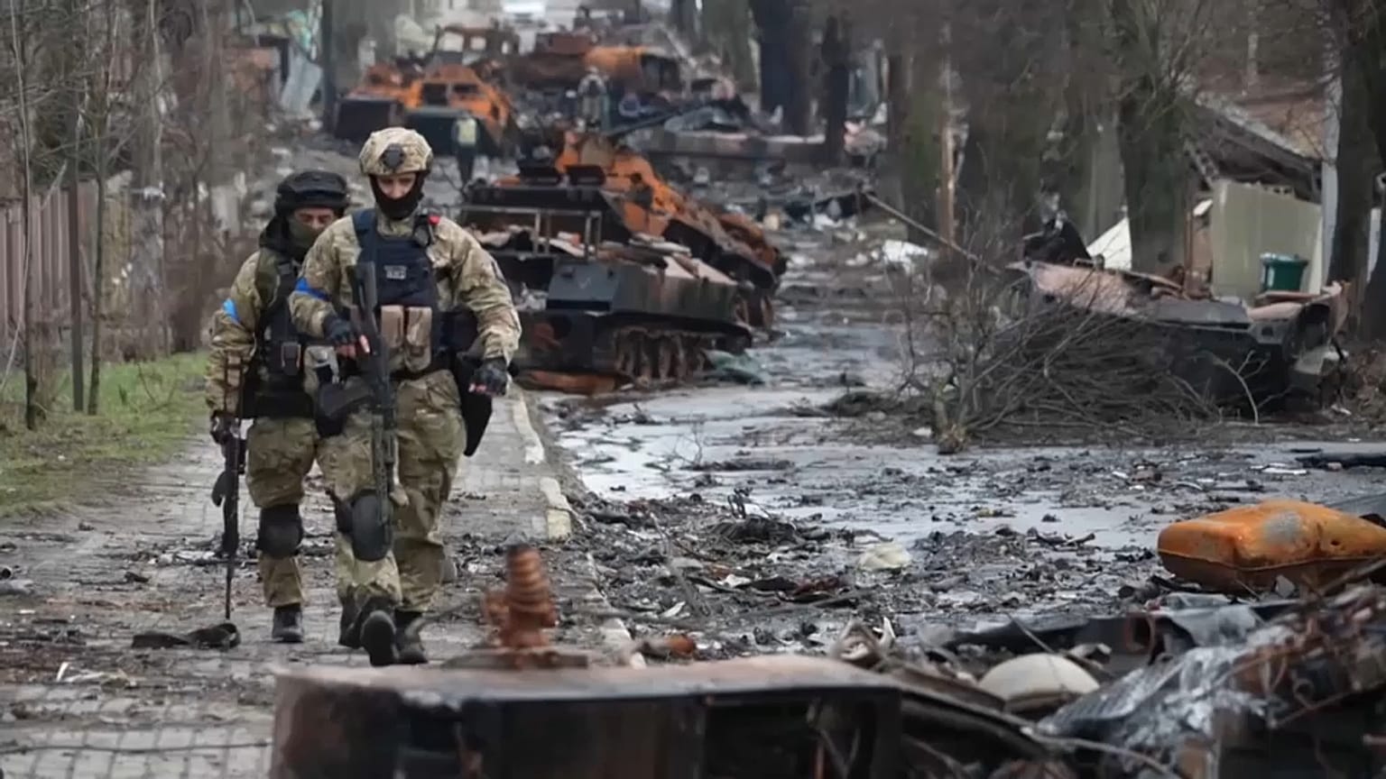 No comment: videos of the week
