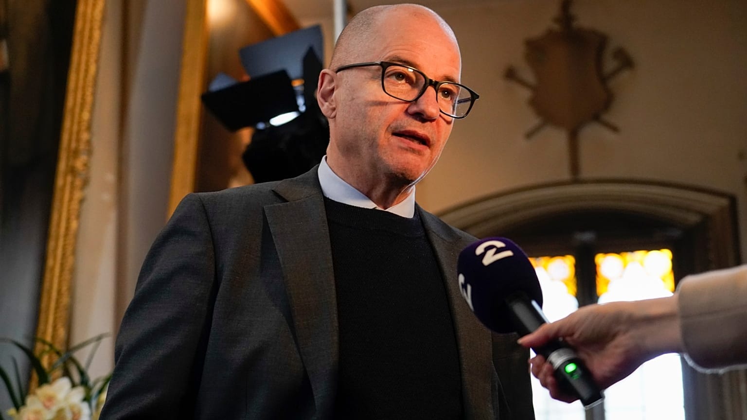 Norveç Savunma Bakanı Enoksen