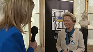 Jornalista da Euronews Meabh Mc Mahon entrevista Presidente da Comissão Europeia