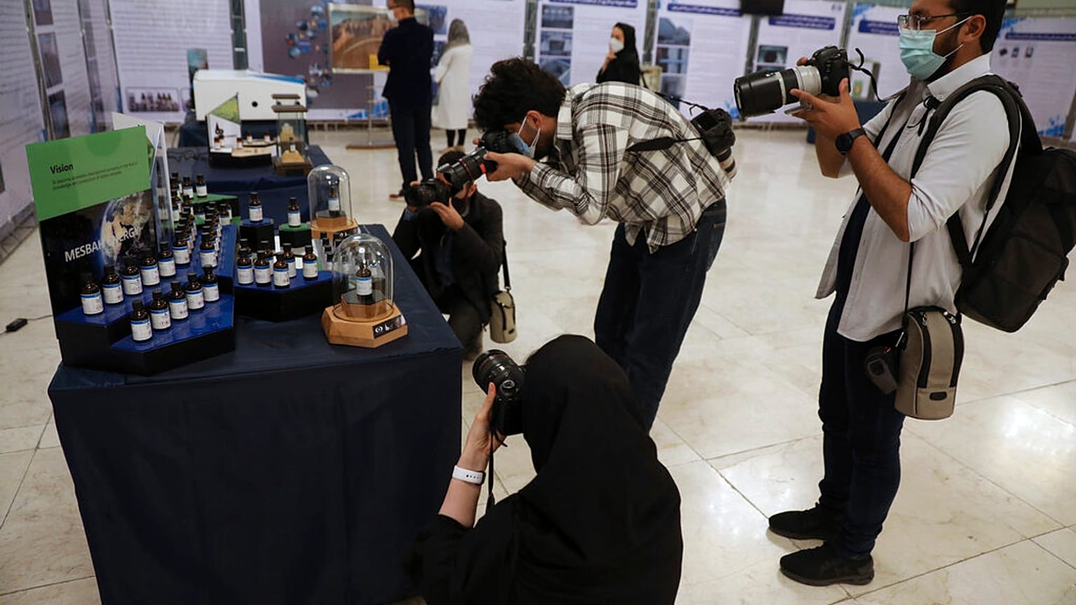 Les objets exposés, utilisés à des fins pacifiques, selon l'Iran