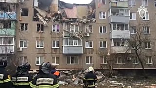 Разрушенный подъезд дома