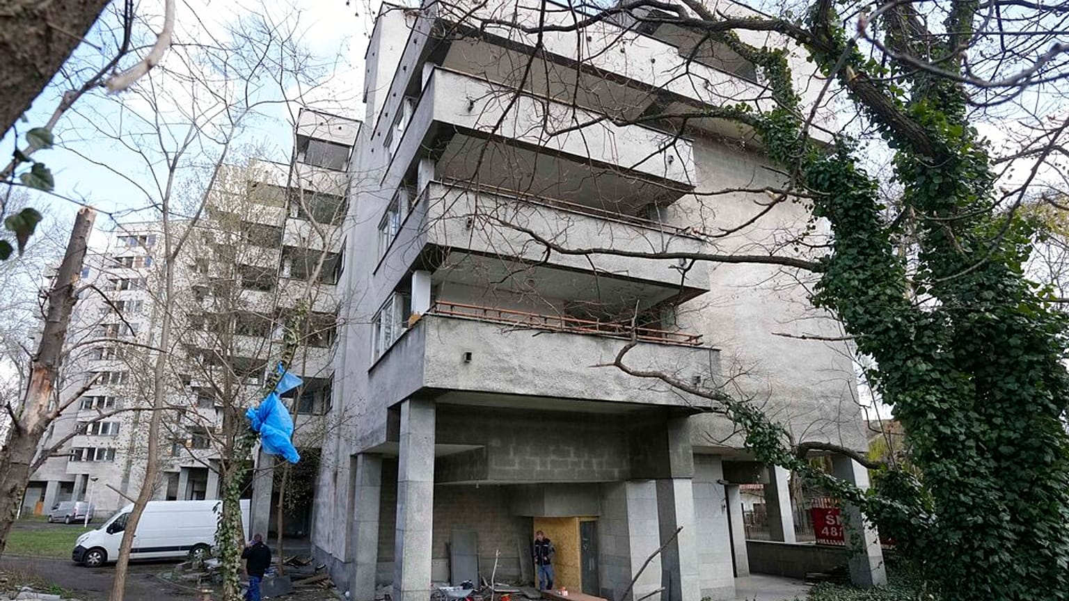 Varşova'da Sovyetler Birliği tarafından 1970'lerde inşa ettirilen ve Lehlerin "Casus şehir" olarak adlandırdığı bina yerleşkeleri 