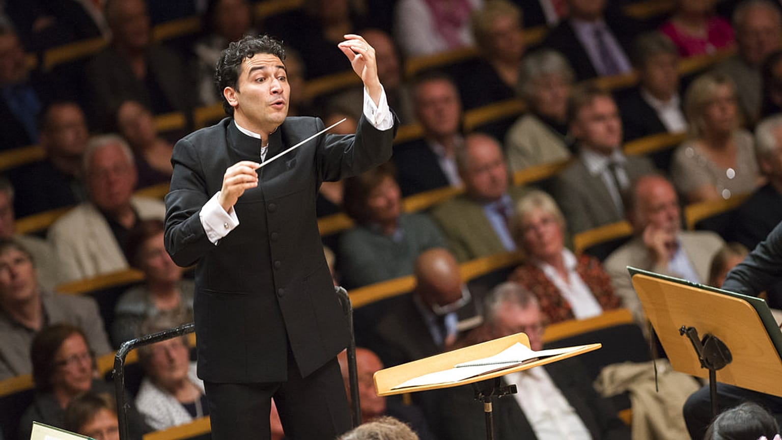 Andrés Orozco-Estrada a Schleswig-Holstein Zenei Fesztiválon 2012-ben Lübeckben