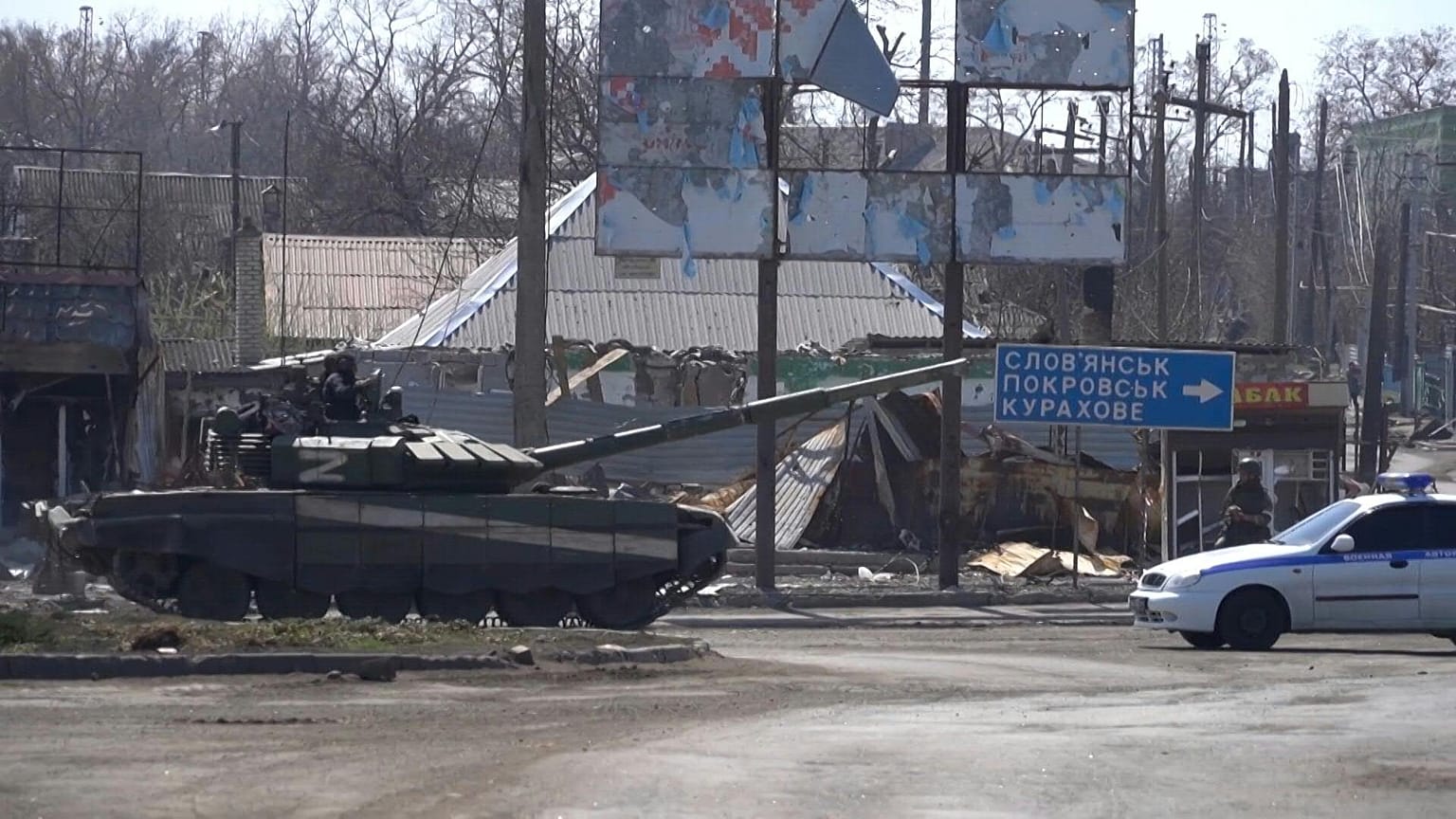 Танки на улицах Волновахи
