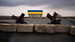Ukraine was formally a neutral country from the collapse of the Soviet Union until 2014.