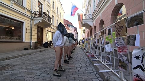 Акция протеста у посольства РФ в Таллинне