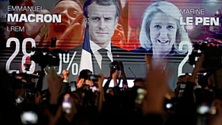 Оглашение результатов первого тура президентских выборов во Франции-2022