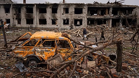 Un quartier détruit à Tcherniguiv, Ukraine, le 13 avril 2022