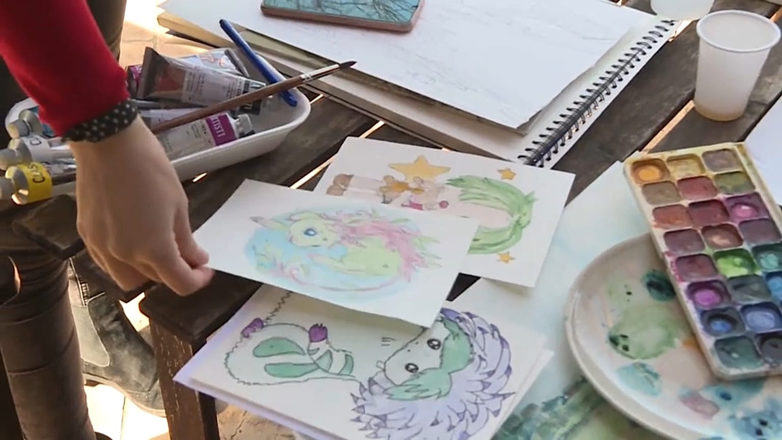 Los dibujos que Irina realiza desde Italia para enseñar a sus alumnos en internet