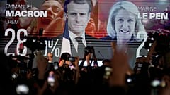 Emmanuel Macron e Marine Le Pen in lotta per la presidenza della Repubblica