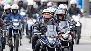 El presidente brasileño, Jair Bolsonaro, en su 'rally' en Sao Paulo este viernes.