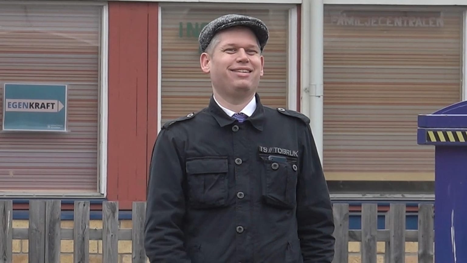 Rasmus Paludan durante il suo "tour" svedese, non esattamente passato inosservato. 