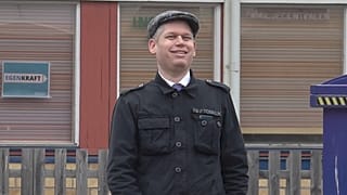 Rasmus Paludan durante il suo "tour" svedese, non esattamente passato inosservato. 