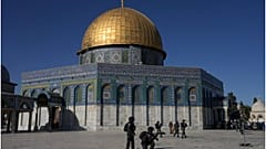  القوات الإسرائيلية في باحات المسجد الأقصى