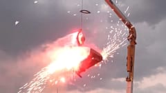 حرق تمثال يهوذا التقليدي في المكسيك. 